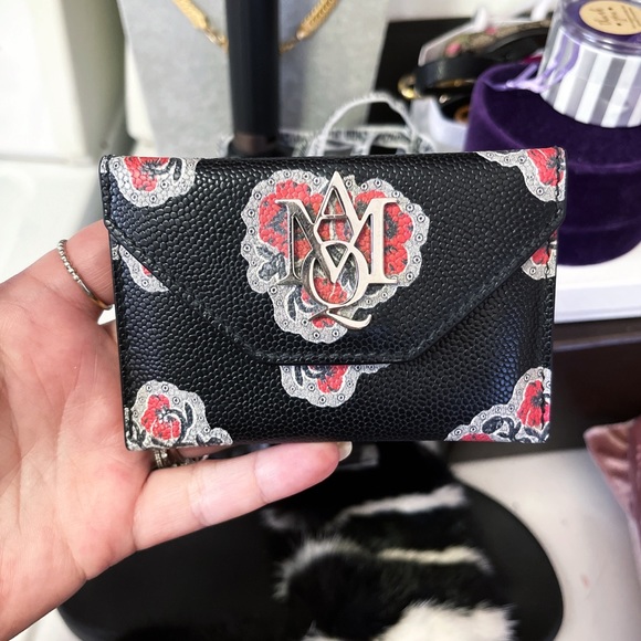 TRADED ✖️ - Picture 2 of 13